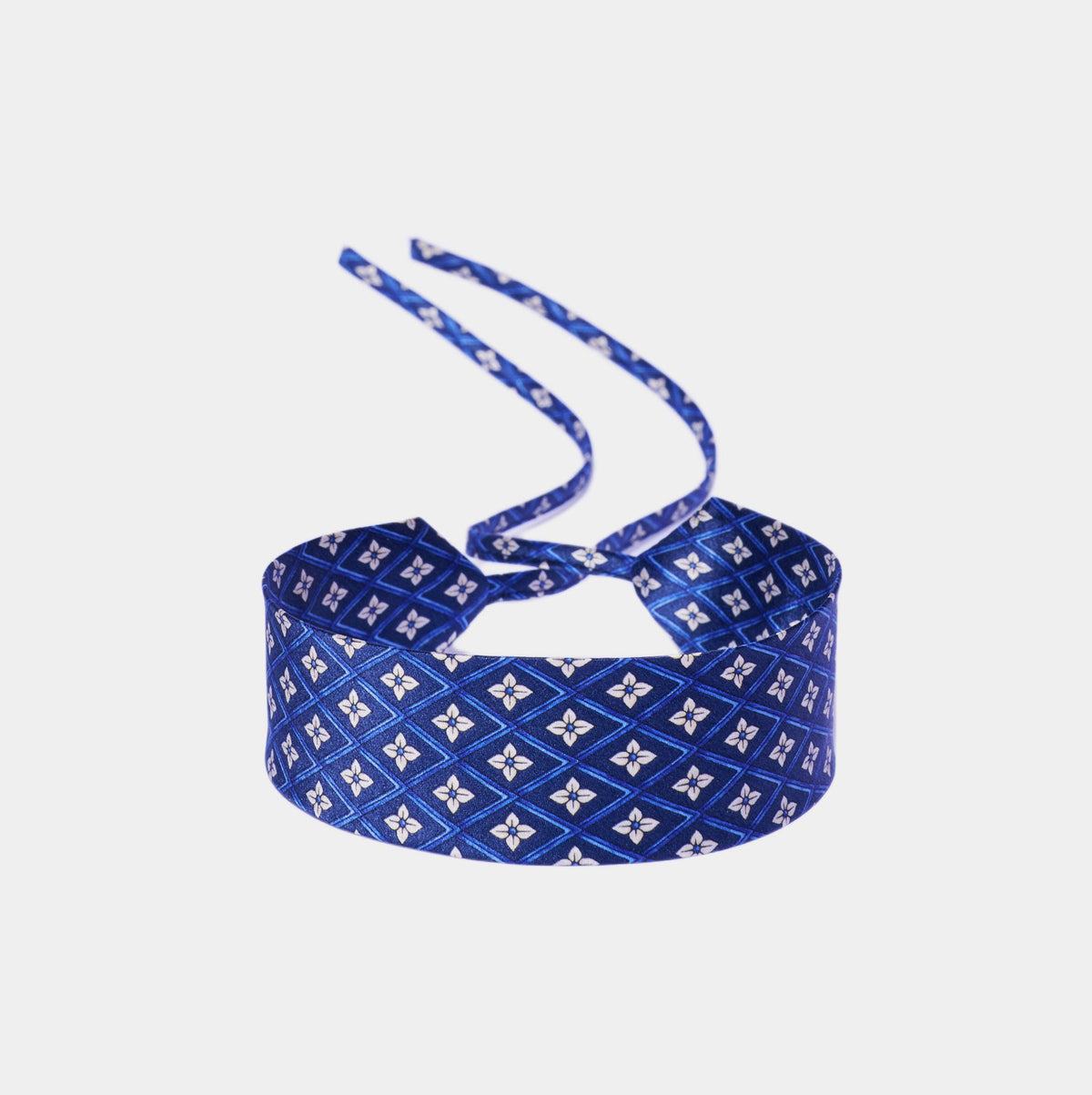 Sapphire blue silk choker with a repeating floral diamond pattern