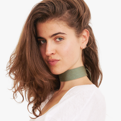 Emerald Oval Dotted Silk Choker – collo limited edition choker