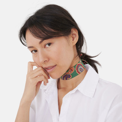 Model wearing the Green Paisley Silk Choker – upcycled vintage silk tie | collo limited edition
