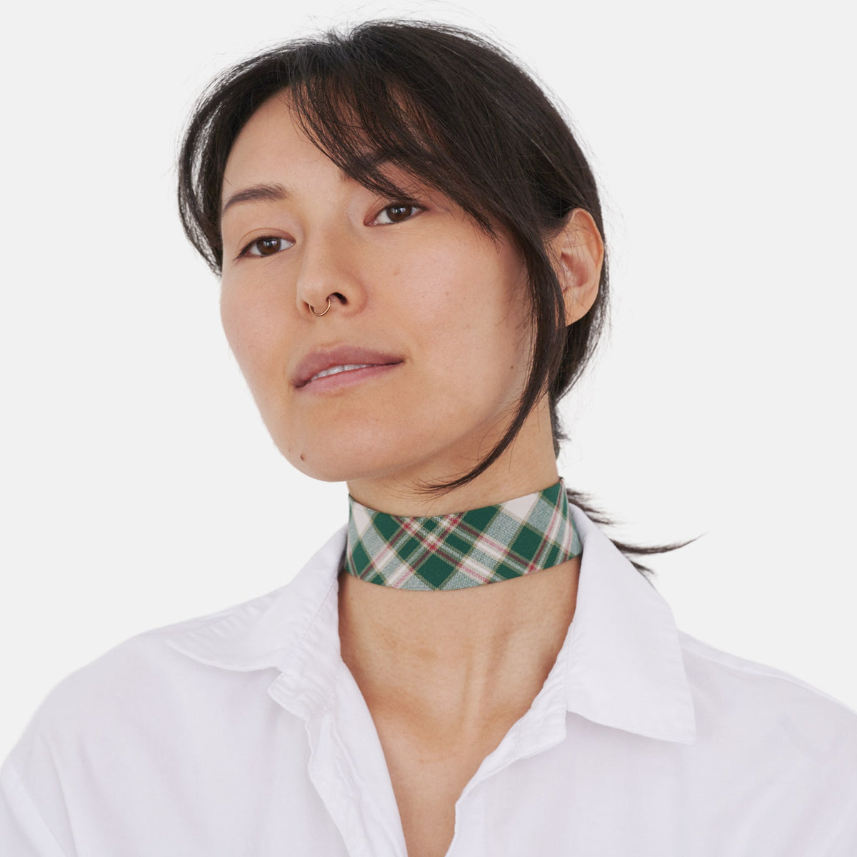 Model wearing the Green Tartan Cotton Choker | collo basics