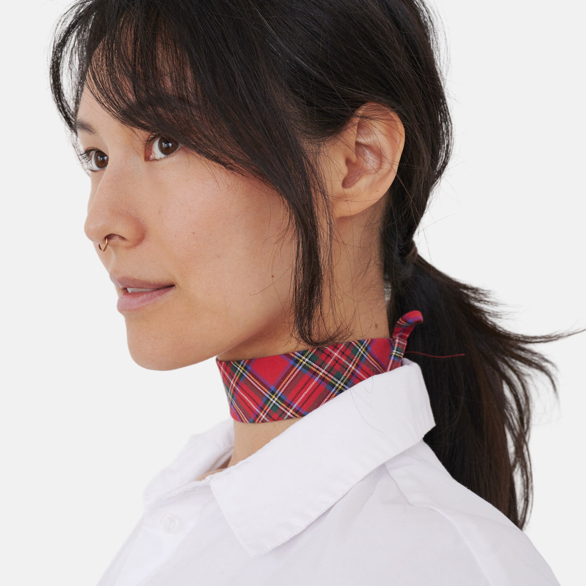 Model wearing the Red Tartan Cotton Choker | collo basics