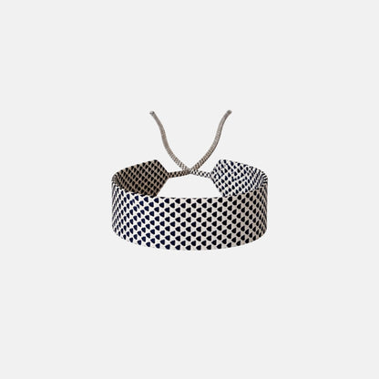 White Navy Triangle Silk Choker – upcycled from a vintage silk tie, with self-tie closure | collo limited edition